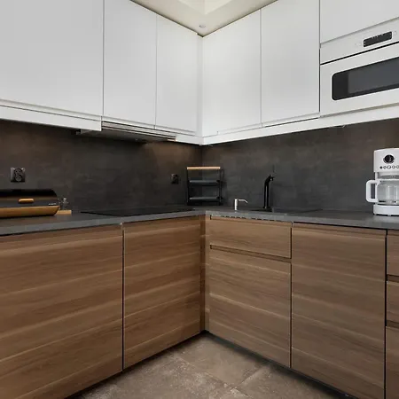 Daire Gorski Z Widokiem I Parkingiem By Renters